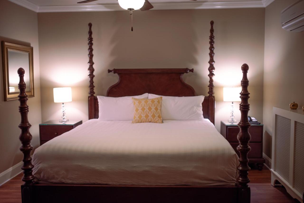 Crown Mansion Boutique Hotel & Villas Колікум-Біч Екстер'єр фото